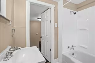 318 Shady Ave, Charleroi Boro, PA 15022 - Photo 12