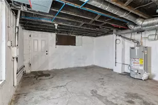 318 Shady Ave, Charleroi Boro, PA 15022 - Photo 16