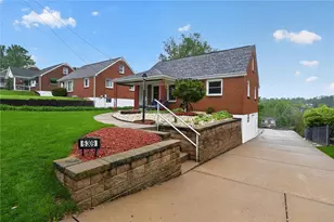 6309 Whitewood St, South Park, PA 15129 - Photo 4