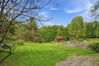 821 Worthington Avenue, Clairton, PA 15025 - Photo 28