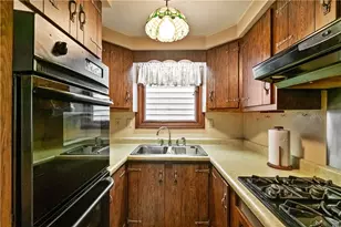 2811 Bowman Ave, McKeesport, PA 15132 - Photo 8