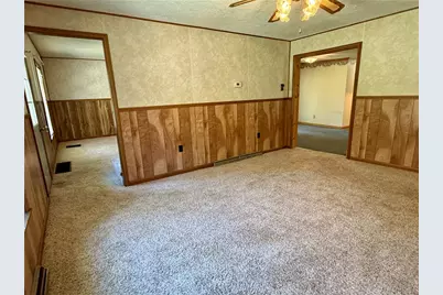81 Hartwick Rd, Findley Township, PA 16137 - Photo 16