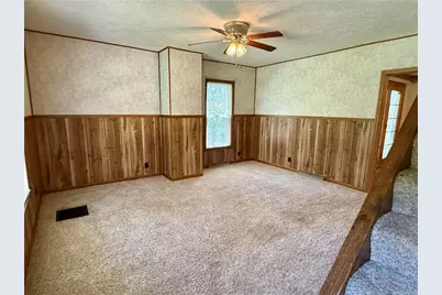 81 Hartwick Rd, Findley Township, PA 16137 - Photo 18