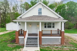 592 McMichael Rd, Robinson Twp, PA 15205 - Photo 1