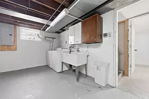 12000 Lee Dr, North Huntingdon, PA 15642 - Photo 26