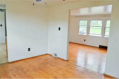 104 McAlister Dr, Pittsburgh, PA 15235 - Photo 10