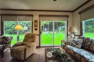 106 Elise Dr, Center Township, PA 16001 - Photo 22