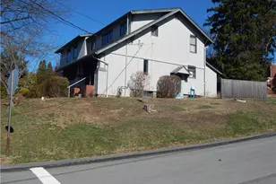 221 Sunset Dr, Wilkins Township, PA 15235 - Photo 4