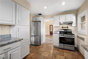 601 Winfield St, Bridgeville, PA 15017 - Photo 8