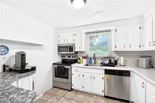 417 Peters Dr, Pittsburgh, PA 15116 - Photo 20