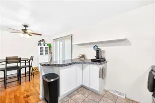 417 Peters Dr, Pittsburgh, PA 15116 - Photo 22