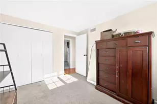 417 Peters Dr, Pittsburgh, PA 15116 - Photo 28
