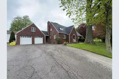 106 Milheim Dr, Center Township, PA 16001 - Photo 6