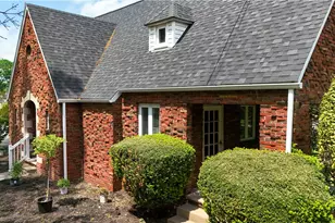 106 Milheim Dr, Center Township, PA 16001 - Photo 2