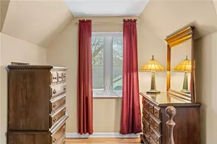 1049 Windermere Dr, Pittsburgh, PA 15218 - Photo 24