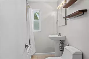 1049 Windermere Dr, Pittsburgh, PA 15218 - Photo 26