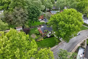 1049 Windermere Dr, Pittsburgh, PA 15218 - Photo 36