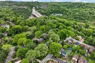 1049 Windermere Dr, Pittsburgh, PA 15218 - Photo 38
