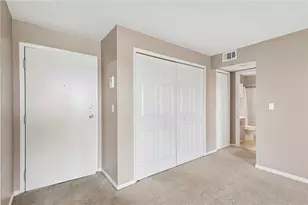 611 Calais Dr, Pittsburgh, PA 15237 - Photo 6