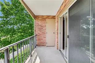 611 Calais Dr, Pittsburgh, PA 15237 - Photo 14