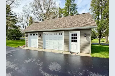 334 Manito Trl, Jackson Township, PA 16137 - Photo 4