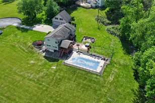 6424 Churchill Rd, Bethel Park, PA 15102 - Photo 44