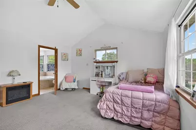 6424 Churchill Rd, Bethel Park, PA 15102 - Photo 24