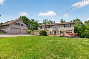 6424 Churchill Rd, Bethel Park, PA 15102 - Photo 2