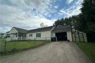 7 Short St, Centerville, PA 15358 - Photo 8