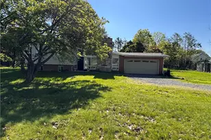 2302 Middle Rd, Indiana Township, PA 15116 - Photo 2