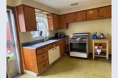 1725 Norsen Drive, Scott Township, PA 15243 - Photo 6