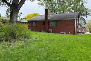 1725 Norsen Dr, Scott Township, PA 15243 - Photo 2