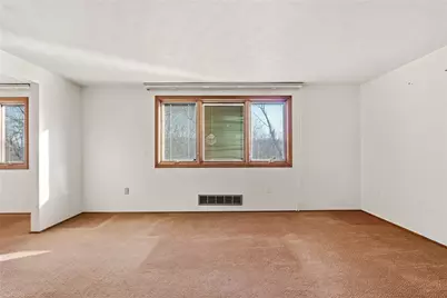 3832 Cynthia Dr, Pittsburgh, PA 15227 - Photo 8