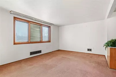3832 Cynthia Dr, Pittsburgh, PA 15227 - Photo 12