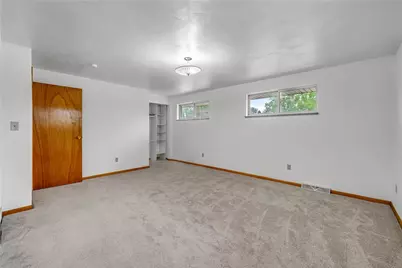 2052 Hulton Rd, Pittsburgh, PA 15147 - Photo 18