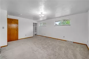 2052 Hulton Rd, Pittsburgh, PA 15147 - Photo 18