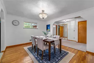 2052 Hulton Rd, Pittsburgh, PA 15147 - Photo 6