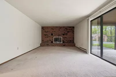 152 Laura Drive, Hanover Township, PA 15026 - Photo 6