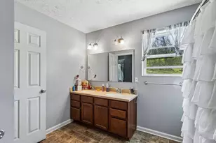 49 Central Ave, Fallowfield, PA 15022 - Photo 18