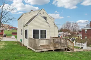 901 Arthur Ave, Scottdale, PA 15683 - Photo 22