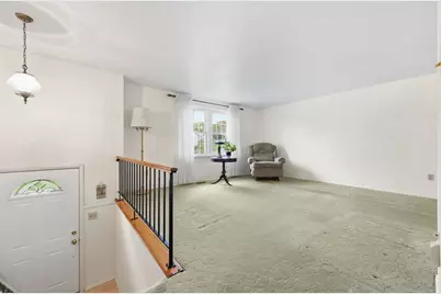 487 Tivoli Rd, Pittsburgh, PA 15239 - Photo 4