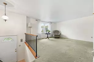 487 Tivoli Rd, Pittsburgh, PA 15239 - Photo 4