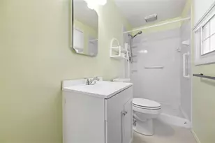 487 Tivoli Rd, Pittsburgh, PA 15239 - Photo 18