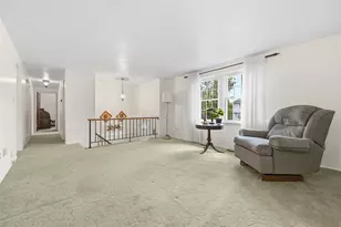 487 Tivoli Rd, Pittsburgh, PA 15239 - Photo 6