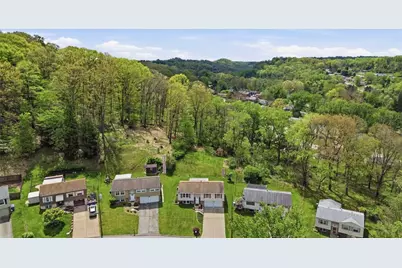 487 Tivoli Rd, Pittsburgh, PA 15239 - Photo 32