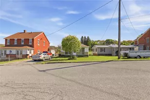 204 Juniata St, Boswell Boro, PA 15531 - Photo 4
