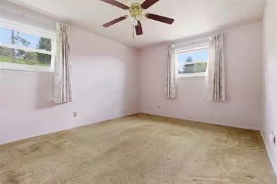 307 Linden Rd, Canonsburg, PA 15317 - Photo 14