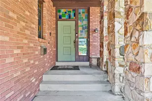 2453 Mt Royal Rd, Pittsburgh, PA 15217 - Photo 2