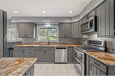 2453 Mount Royal Road, Pittsburgh, PA 15217 - Photo 10