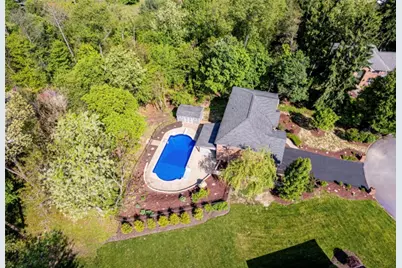 1120 Sandstone Rd, Greensburg, PA 15601 - Photo 4